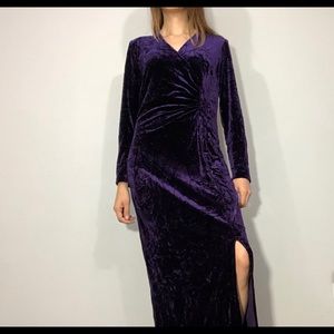 ‼️❗️SOLD❗️‼️80s/90s velvet maxi dress